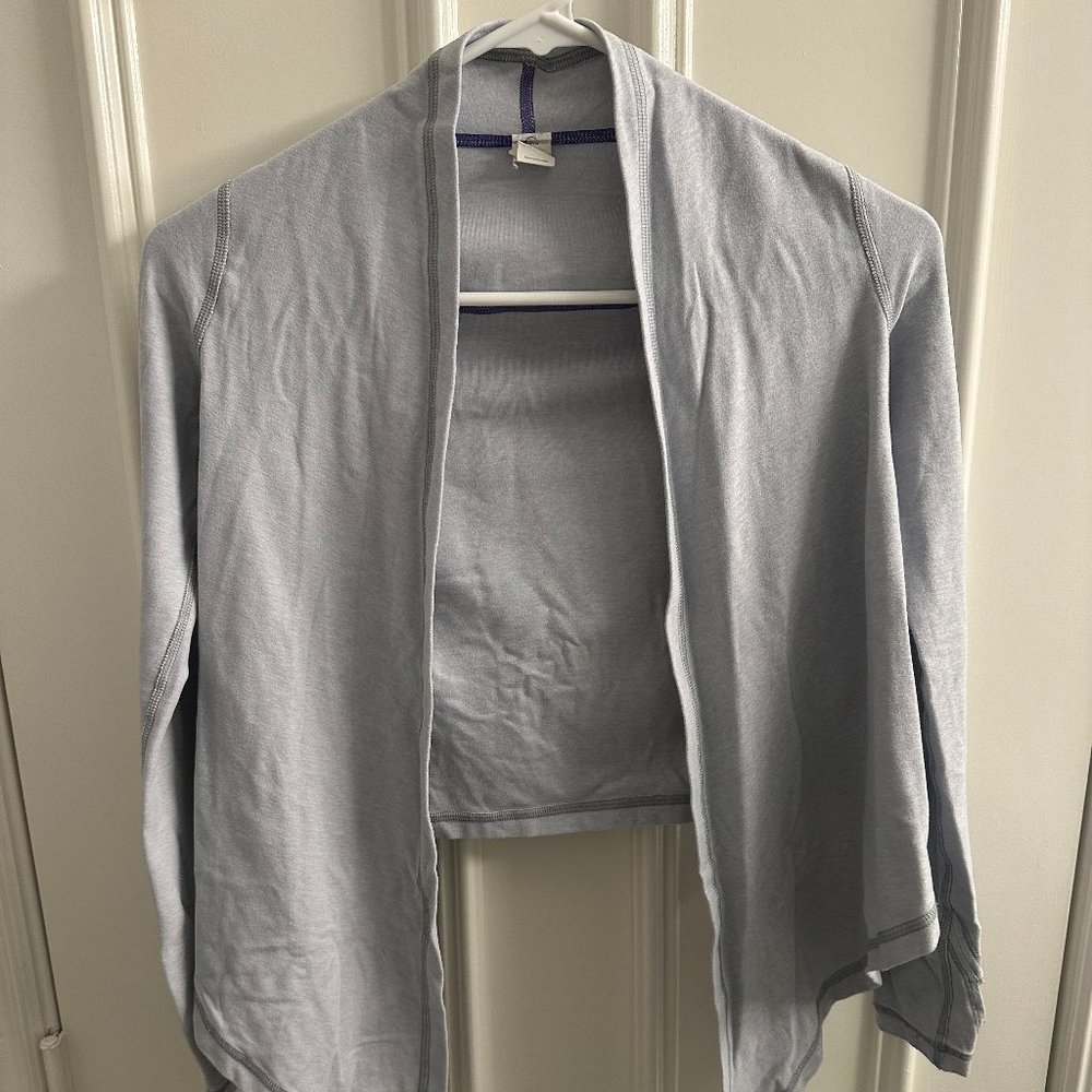 Ivivva by Lululemon Lavender Gray Open Cardigan with Thumbholes, size 7
